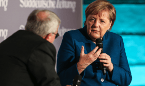 Angela Merkel beim SZ-Wirtschaftsgipfel